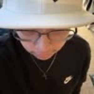 Meet your Posher, Logan